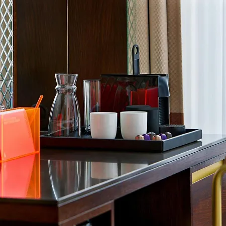 Neues Schloss Privat Hotel Zurich, Autograph Collection-3